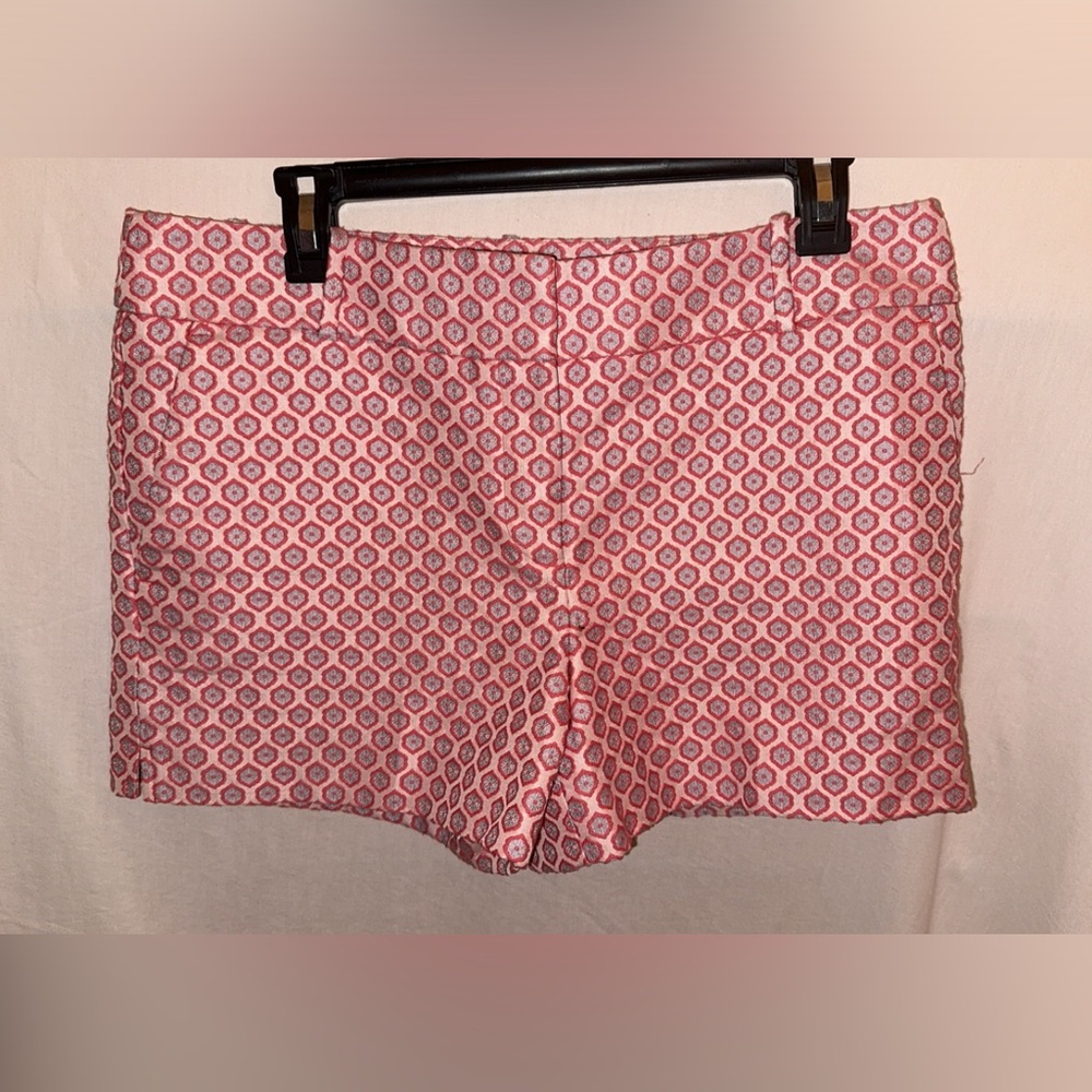 Super cute loft dress shorts.